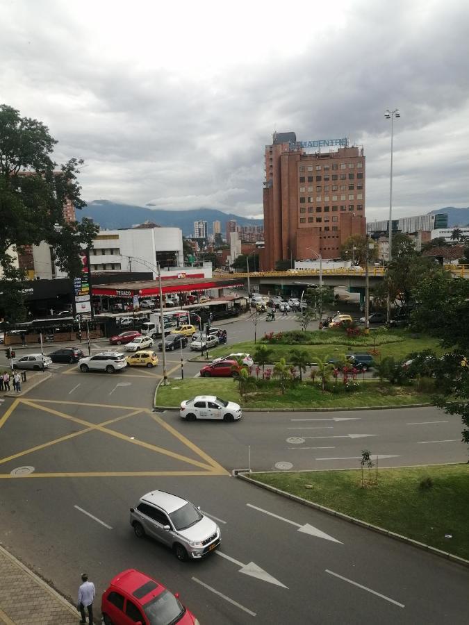 San Diego Aparta Estudios Medellín Extérieur photo